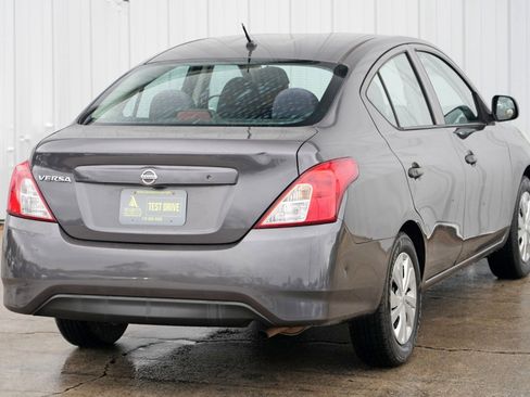 Used 2015 Nissan Versa S image 37