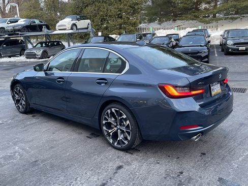 Used 2026 BMW 330i xDrive Sedan w/ Premium Package image 5