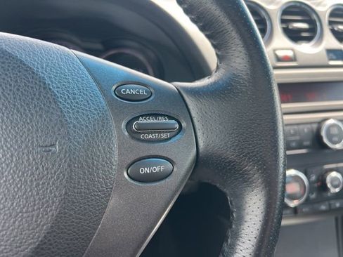 Used 2011 Nissan Altima 3.5 SR w/ Sport Pkg image 15