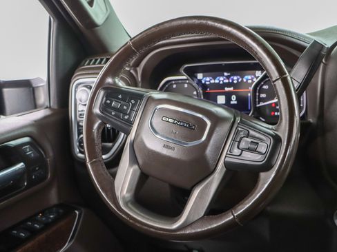 Used 2022 GMC Sierra 3500 Denali image 13
