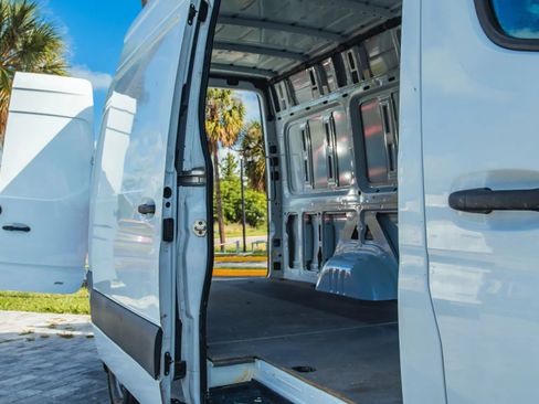 Used 2020 Mercedes-Benz Sprinter 2500 w/ Driver Convenience Package image 18
