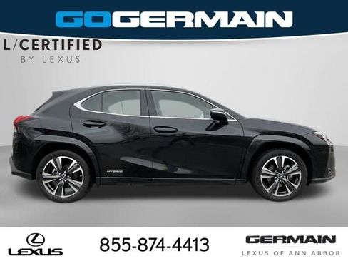 Certified 2022 Lexus UX 250h w/ Premium Package AWD/4WD image 9
