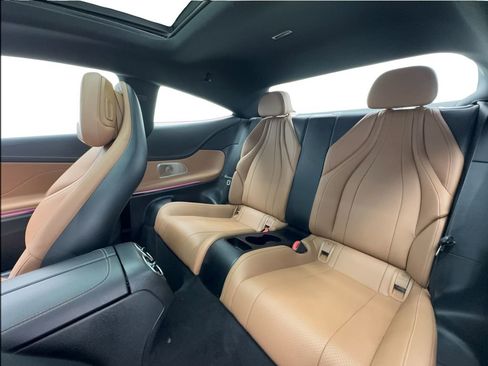 Used 2025 Mercedes-Benz CLE 300 4MATIC Coupe image 23