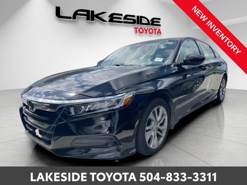 Used 2018 Honda Accord LX image 3