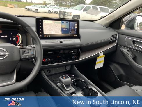 New 2026 Nissan Rogue Platinum w/ Platinum Premium Package image 7