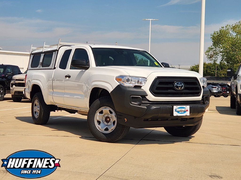 Used 2022 Toyota Tacoma SR RWD image 1