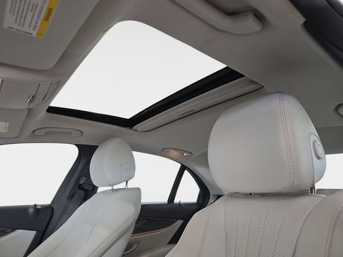 Used 2022 Mercedes-Benz E 350 Sedan image 29