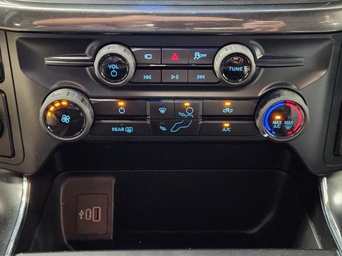 Used 2025 Ford F150 STX w/ Equipment Group 200A RWD image 12