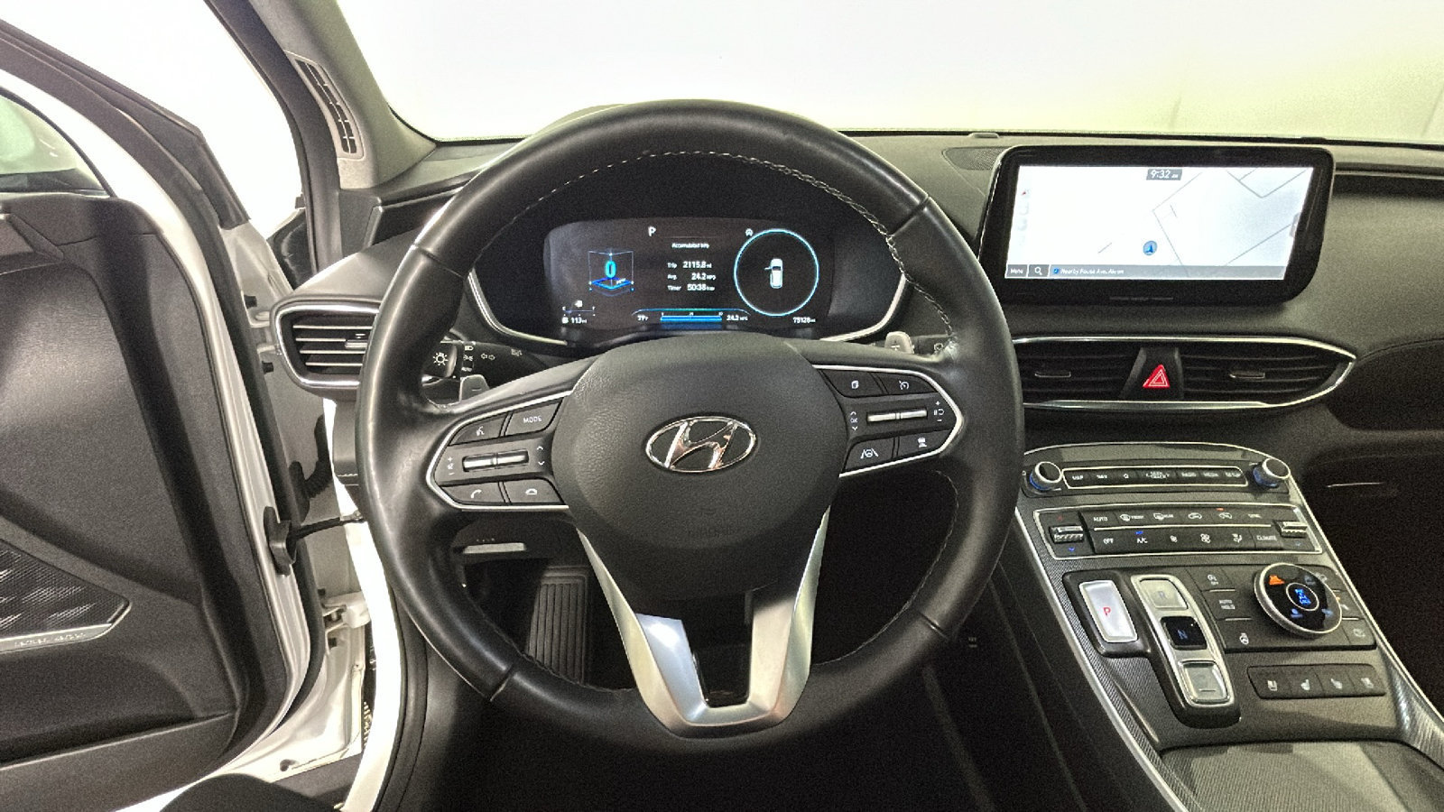 Used 2023 Hyundai Santa Fe Limited AWD/4WD image 18