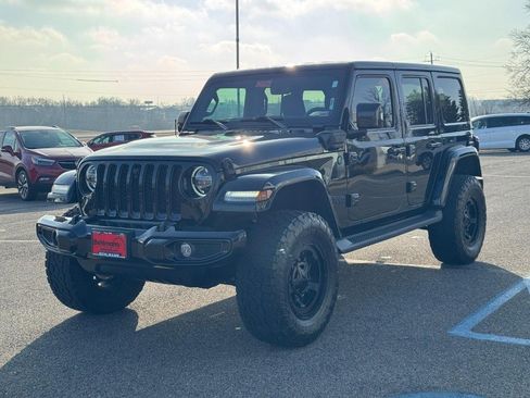 Used 2022 Jeep Wrangler Unlimited Sahara image 11