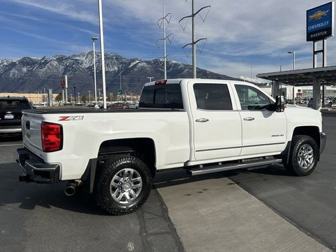 Used 2019 Chevrolet Silverado 3500 LTZ w/ Duramax Plus Package image 26