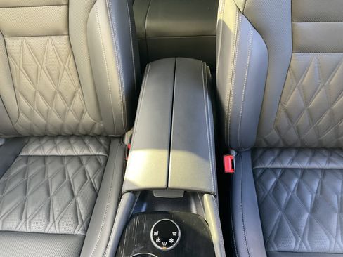 Used 2025 Nissan Rogue Platinum image 29