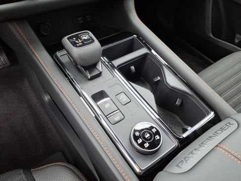 New 2026 Nissan Pathfinder Rock Creek AWD/4WD image 9