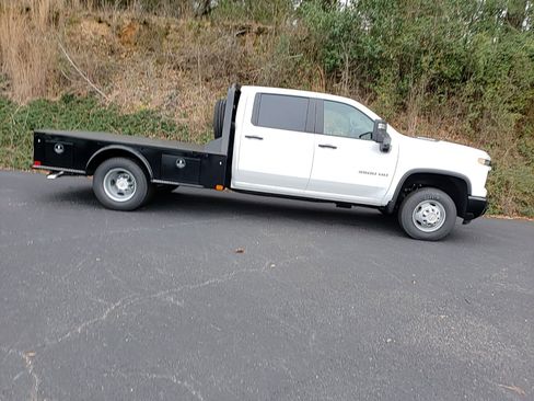New 2024 Chevrolet Silverado 3500 W/T w/ WT Convenience Package image 2