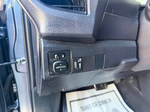 Used 2016 Toyota Corolla L FWD image 20
