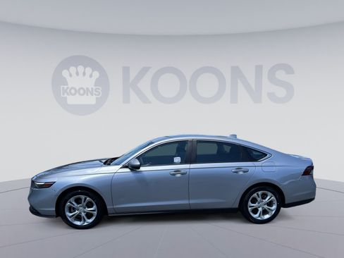 Used 2023 Honda Accord LX image 2