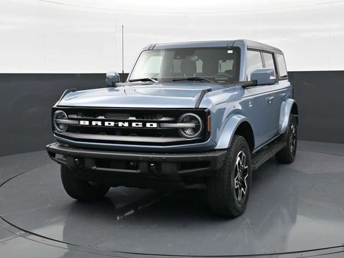 Used 2023 Ford Bronco Outer Banks AWD/4WD image 28