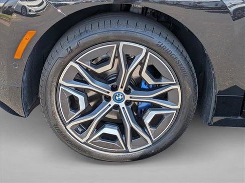 Used 2024 BMW iX xDrive50 w/ Premium Package AWD/4WD image 24