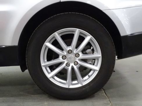 Used 2018 Land Rover Range Rover Sport SE AWD/4WD image 42