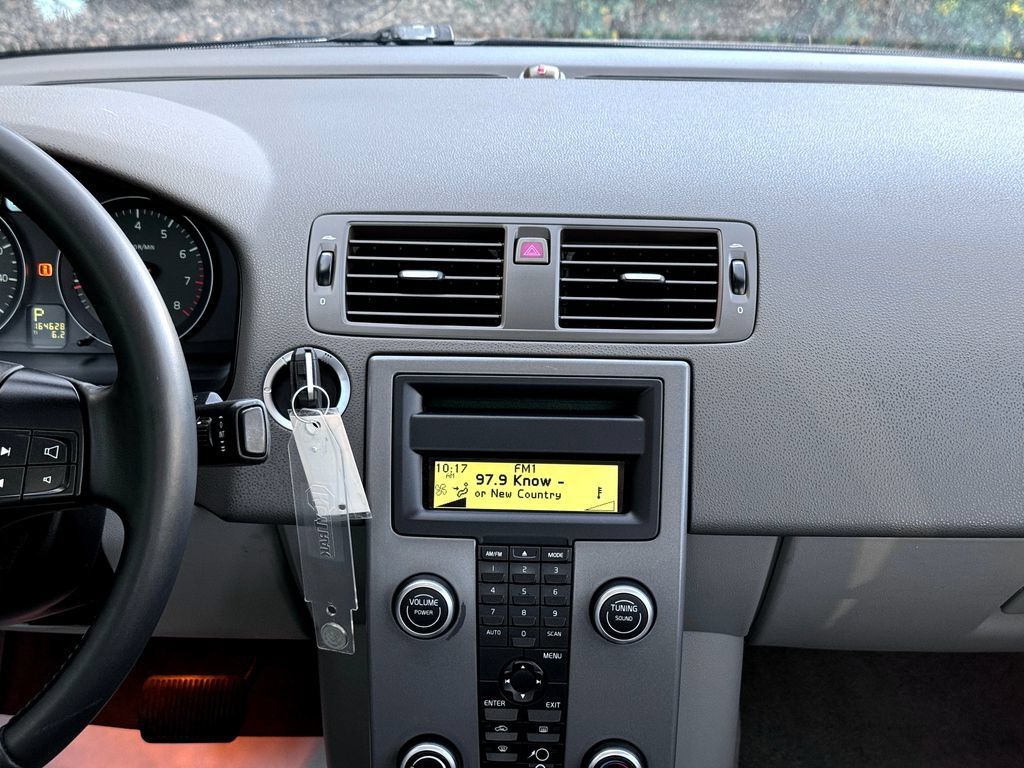 Used 2008 Volvo S40 2.4i FWD image 30