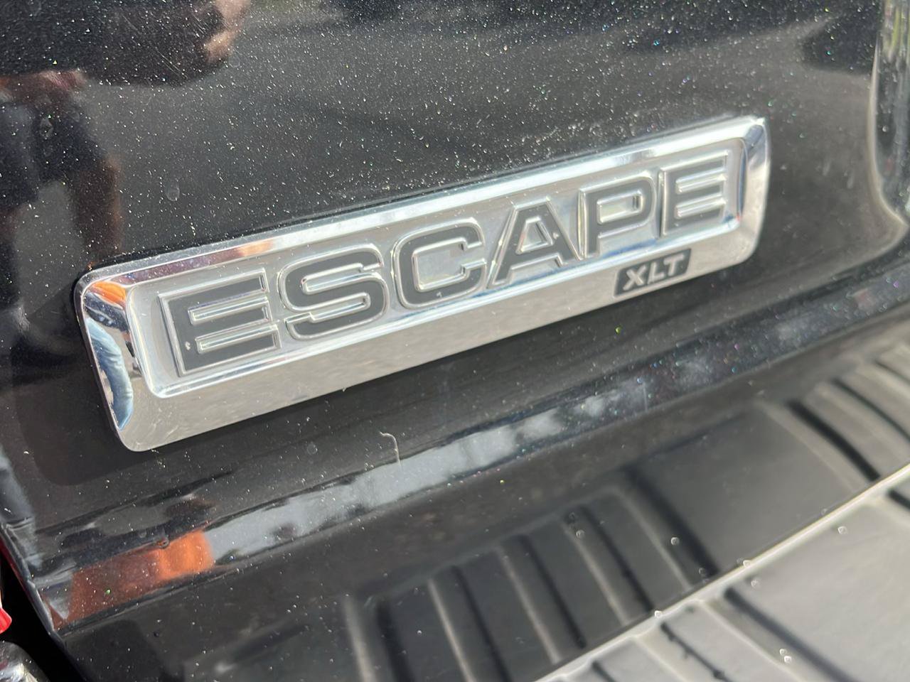 Used 2011 Ford Escape XLT w/ Canadian Winter Pkg FWD image 5