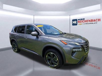 Used 2024 Nissan Rogue SV