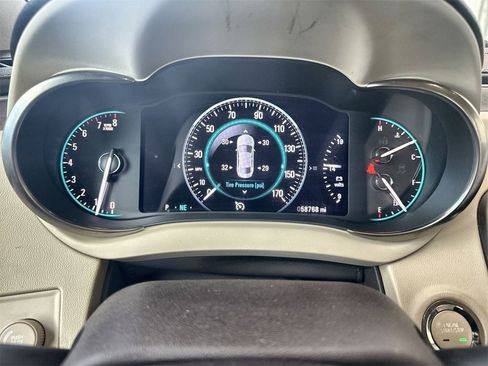 Used 2014 Buick LaCrosse Leather w/ Driver Confidence Package image 11