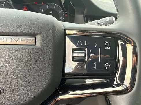 Used 2024 Land Rover Range Rover Evoque S image 28