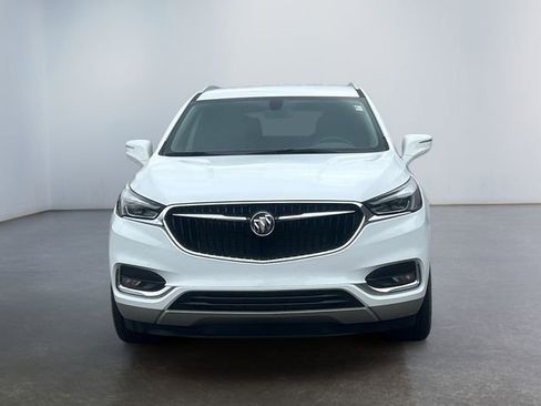 Used 2021 Buick Enclave Essence image 9