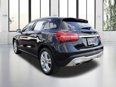 Used 2020 Mercedes-Benz GLA 250 4MATIC image 3