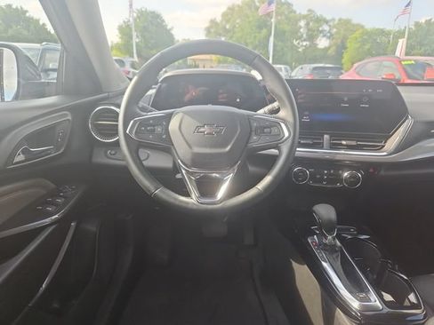 Used 2024 Chevrolet Trax ACTIV w/ Driver Confidence Package FWD image 14