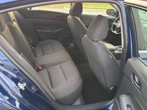 Used 2024 Nissan Altima 2.5 S FWD image 12