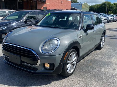Used 2016 MINI Cooper Clubman image 4