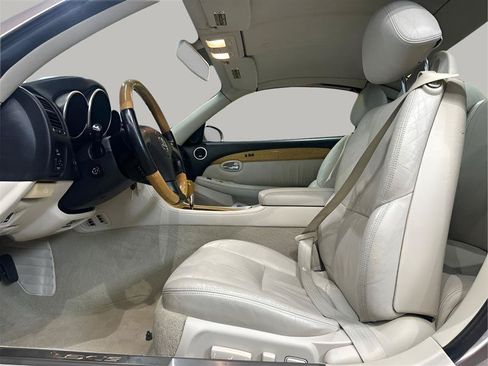 Used 2002 Lexus SC 430 Convertible RWD image 17