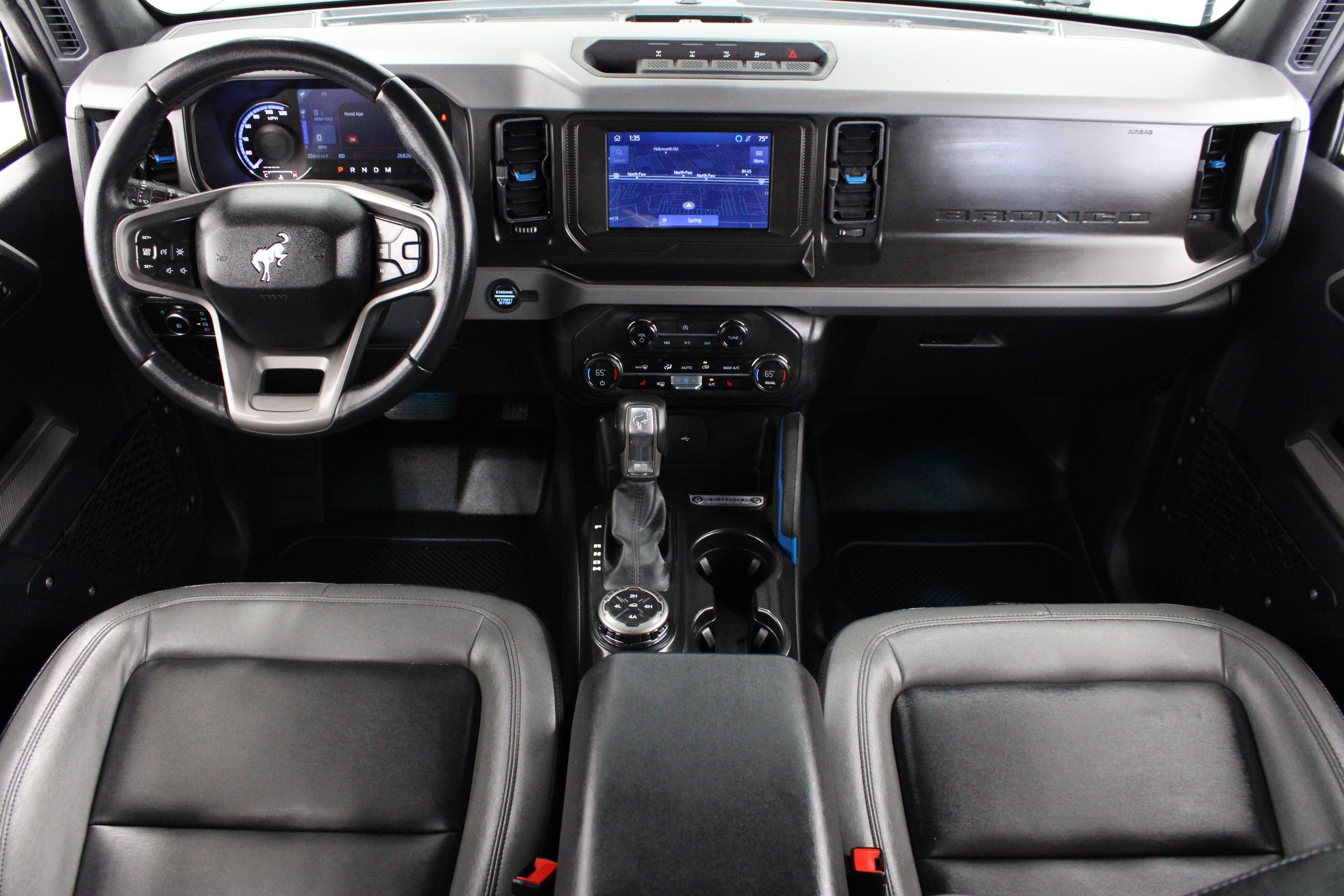 Used 2023 Ford Bronco Black Diamond w/ Sasquatch Package AWD/4WD image 31