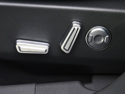 New 2026 Lincoln Nautilus Reserve image 14