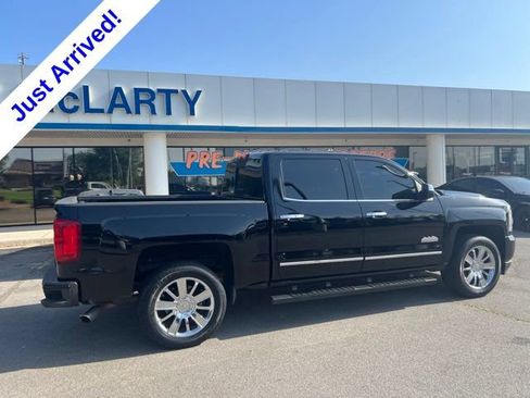 Used 2017 Chevrolet Silverado 1500 High Country RWD image 5