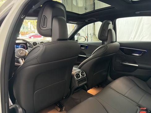 Used 2026 Mercedes-Benz C 300 Sedan image 18