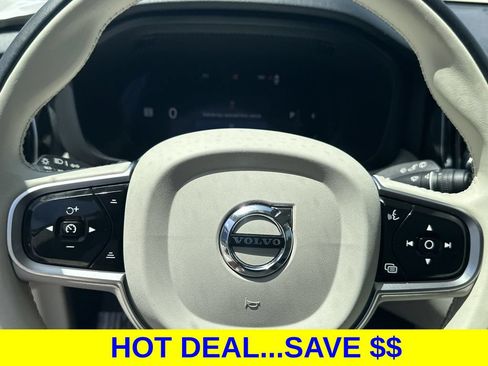 Used 2024 Volvo XC60 B5 Plus AWD/4WD image 16