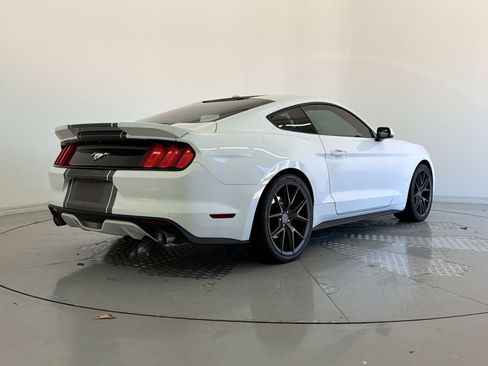 Used 2017 Ford Mustang Premium RWD image 9