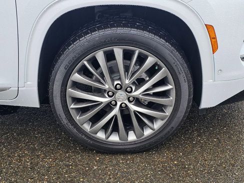 New 2026 Buick Enclave Avenir w/ Super Cruise Package image 9