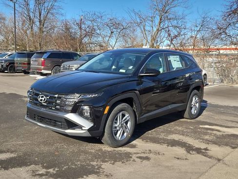 New 2026 Hyundai Tucson SE AWD/4WD image 2