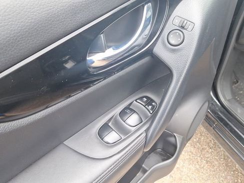 Certified 2022 Nissan Rogue Sport SL AWD/4WD image 11