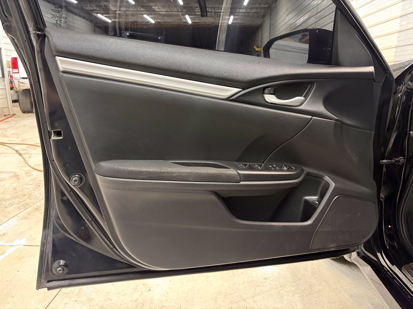 Used 2016 Honda Civic LX image 9