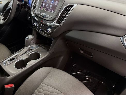 Used 2021 Chevrolet Equinox LT FWD image 41