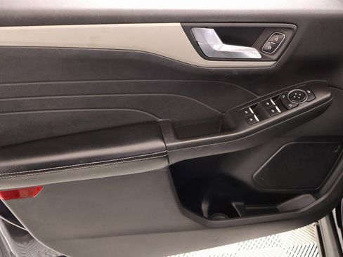 Used 2021 Ford Escape SEL image 15