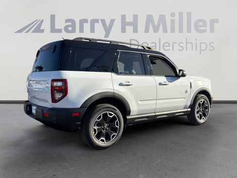 New 2025 Ford Bronco Sport Outer Banks image 5