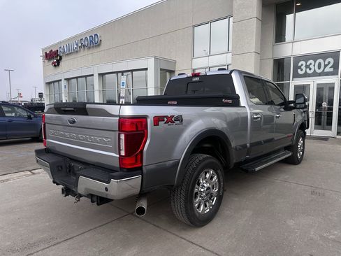 Used 2022 Ford F250 Lariat w/ Lariat Ultimate Package image 4