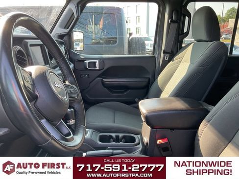 Used 2019 Jeep Wrangler Unlimited Sport S AWD/4WD image 7