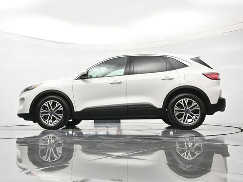 Used 2022 Ford Escape SEL w/ Technology Package FWD image 42
